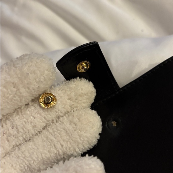 Ferragamo black leather trifold wallet gold need back snap reattach tear inside - Picture 9 of 14